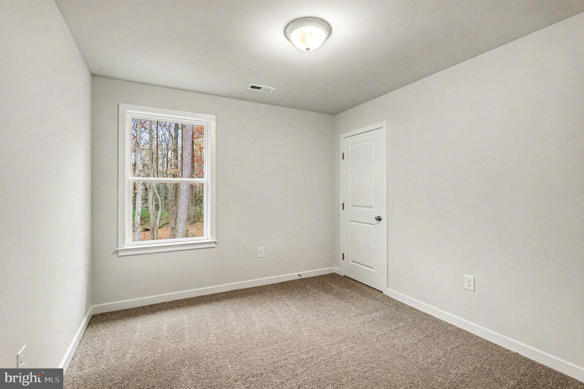 CABIN POINT / GLEBE HARBOR - Residential