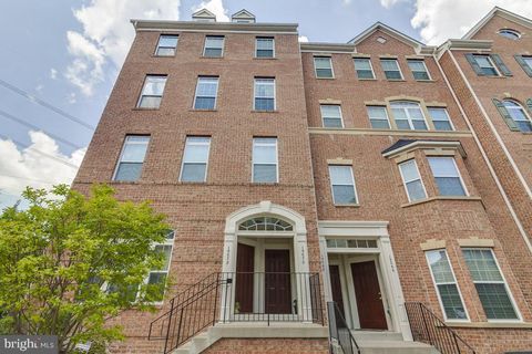 15070 LEICESTERSHIRE STREET WOODBRIDGE VA 22191