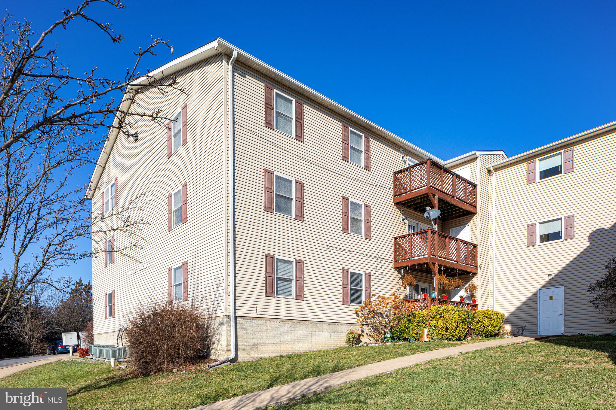 DAVIS STRASBURG - Residential