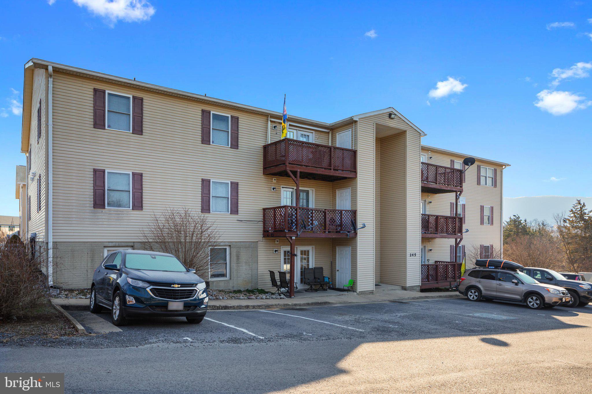 DAVIS STRASBURG - Residential