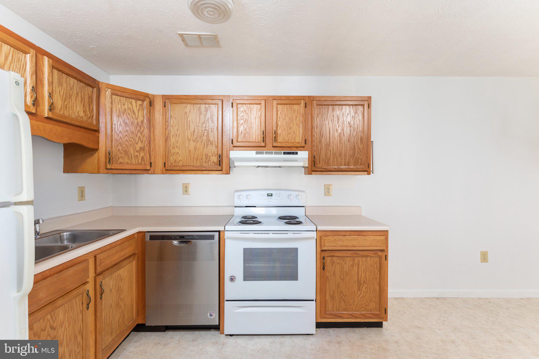 DAVIS STRASBURG - Residential