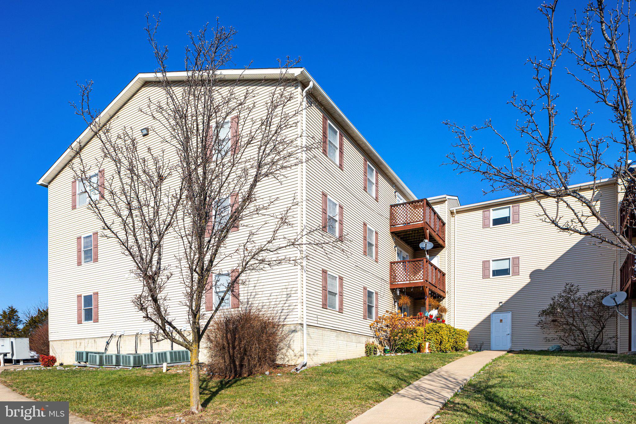 DAVIS STRASBURG - Residential