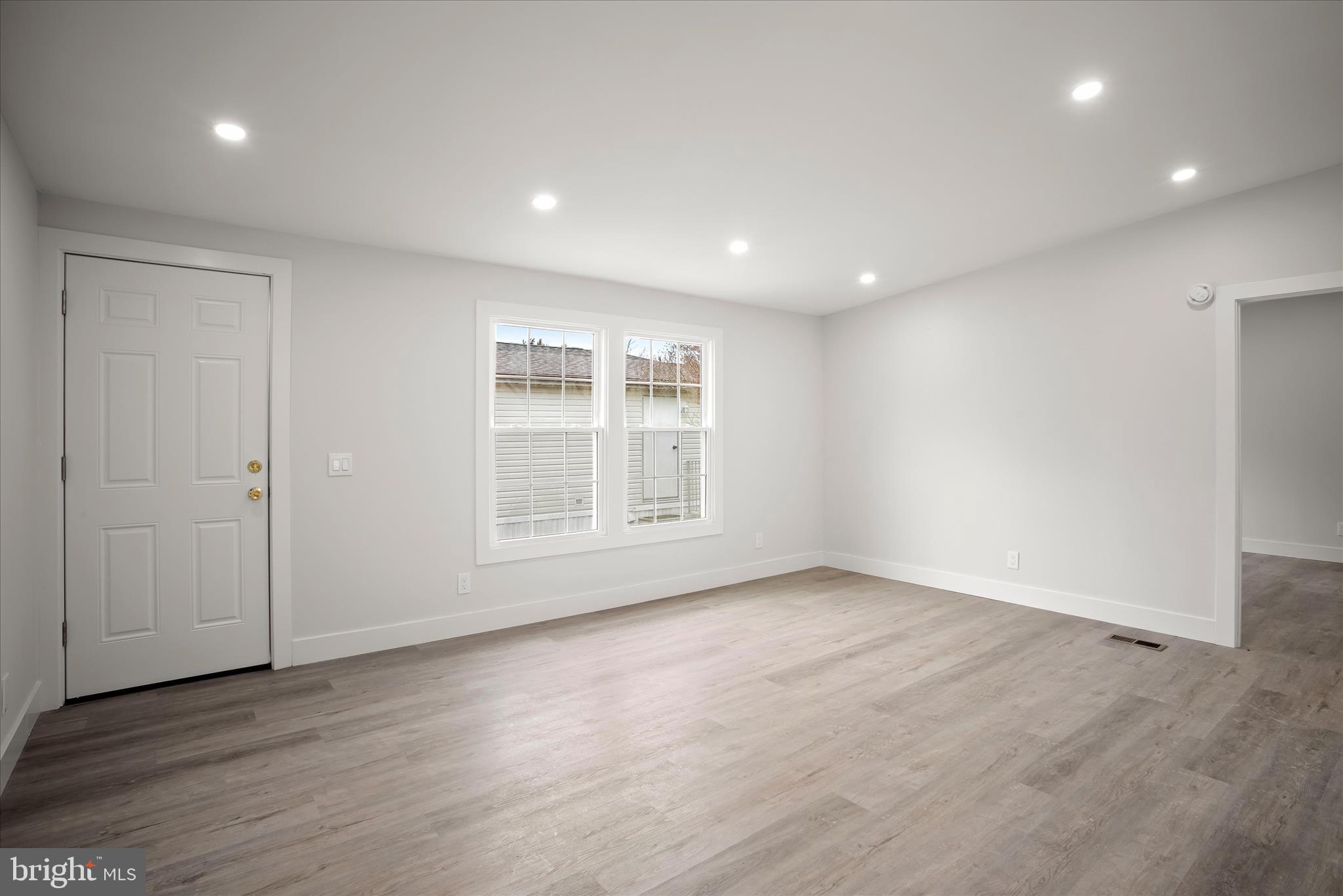 SHADY PARK - Residential