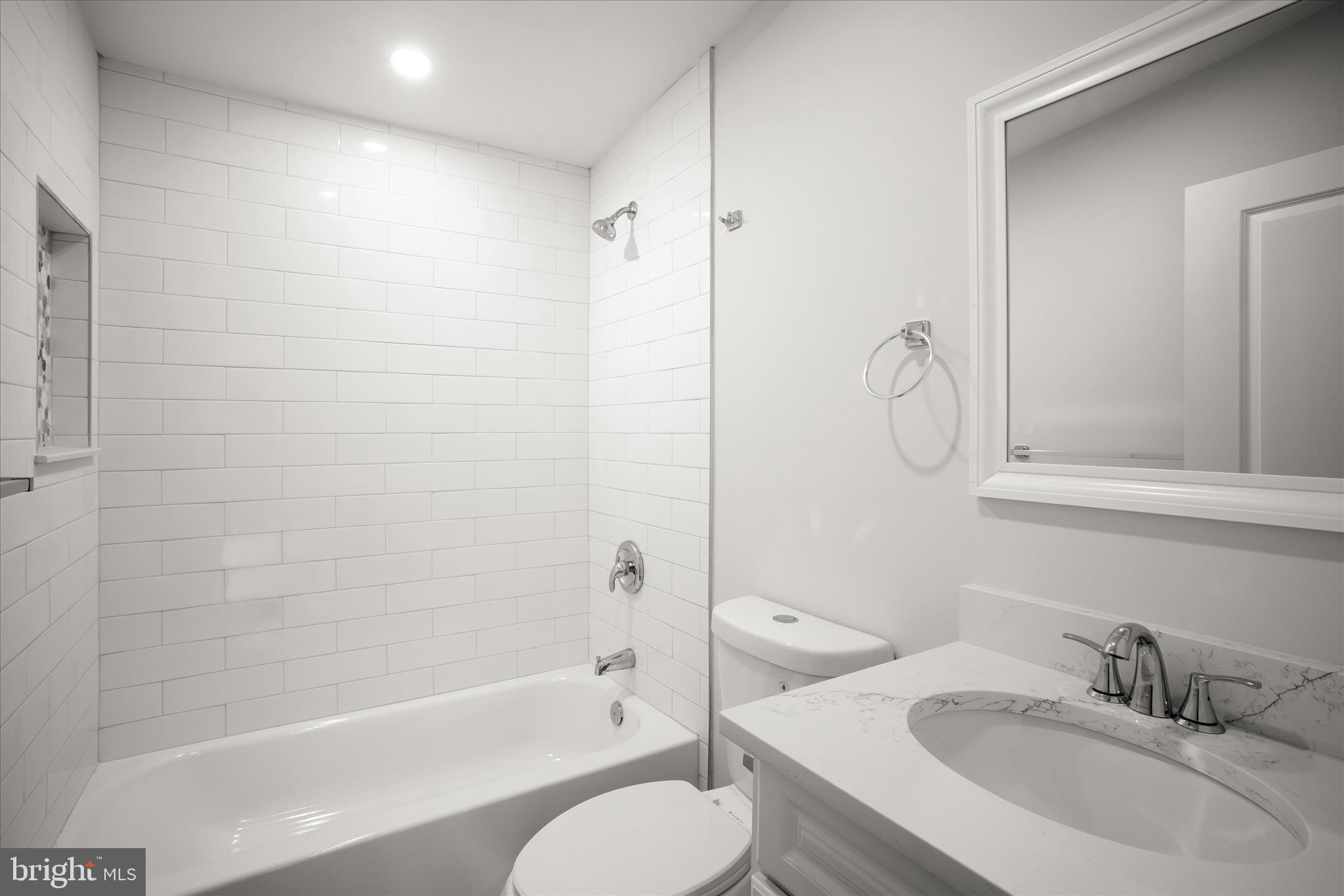 SHADY PARK - Residential