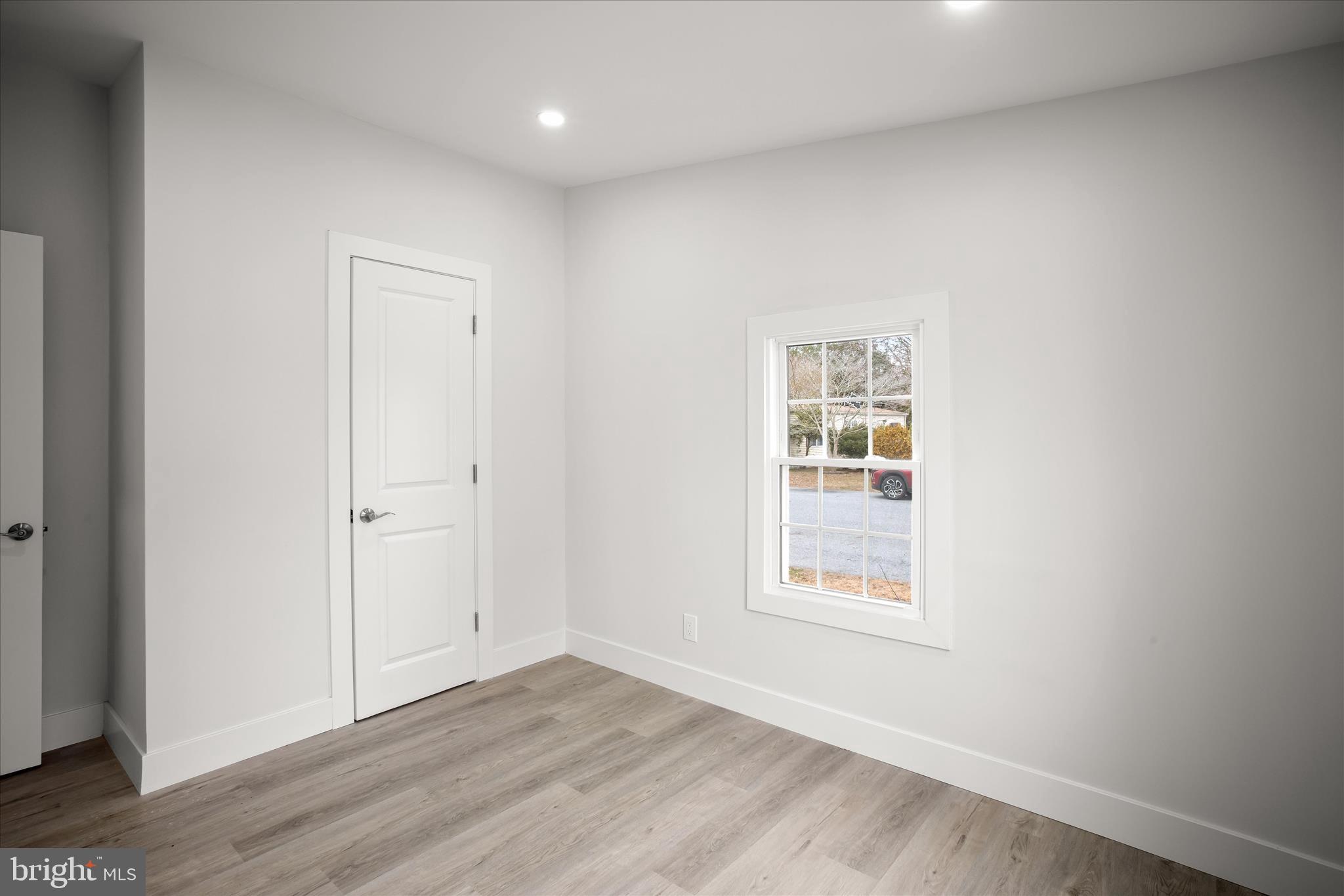 SHADY PARK - Residential