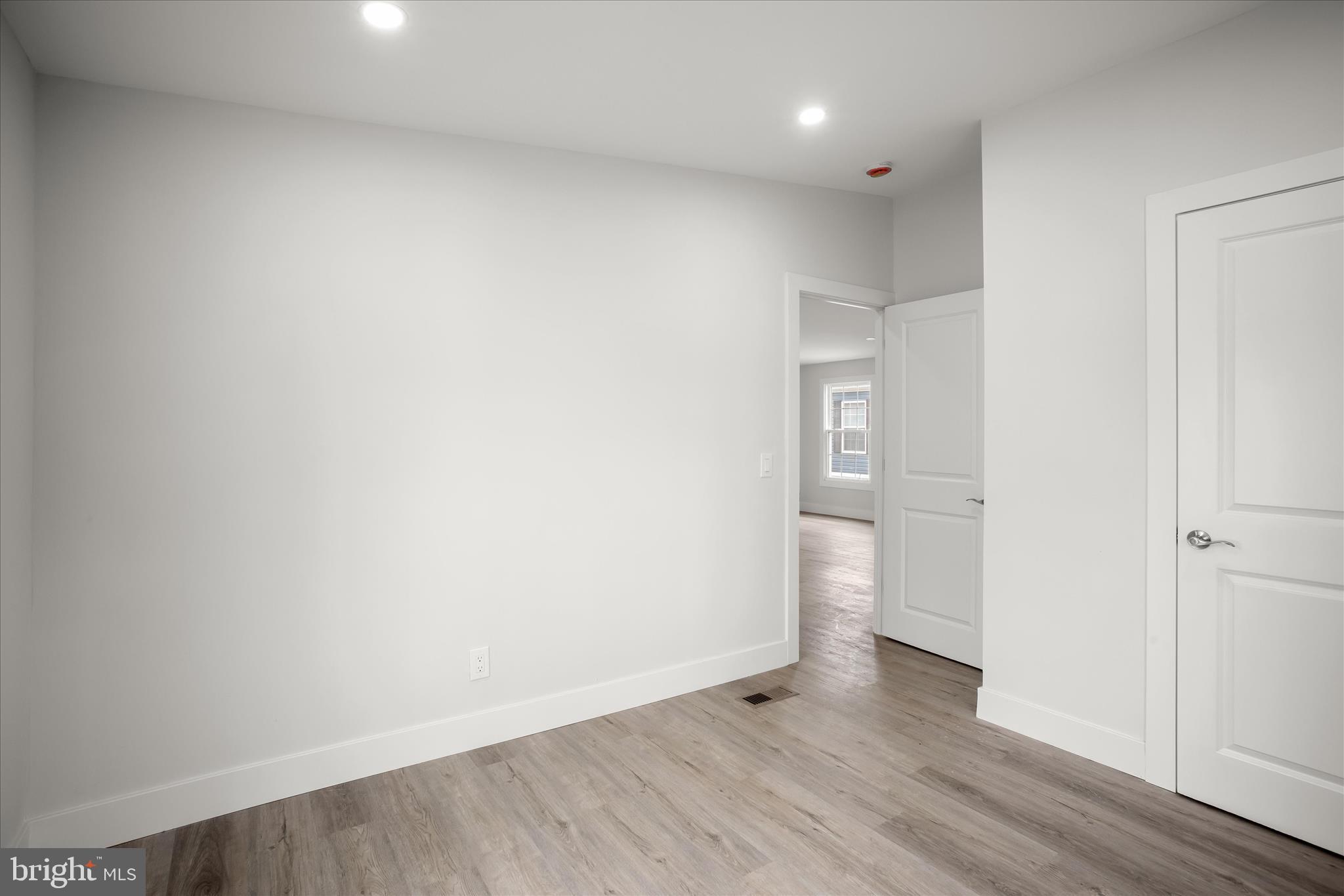 SHADY PARK - Residential