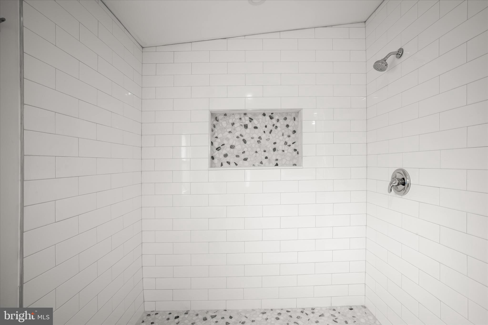 SHADY PARK - Residential