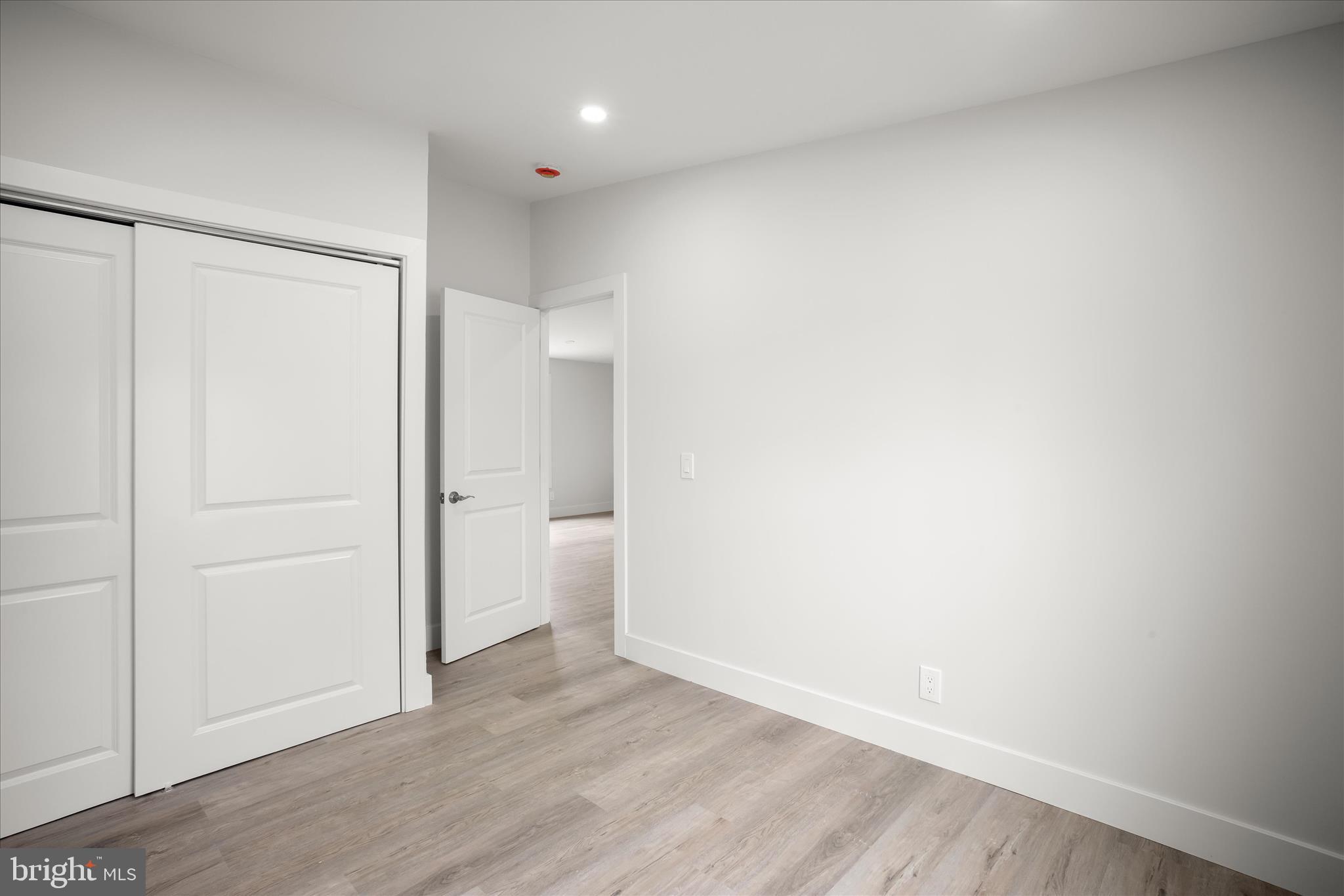 SHADY PARK - Residential