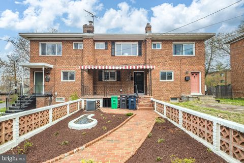 702 NEPTUNE AVENUE OXON HILL MD 20745