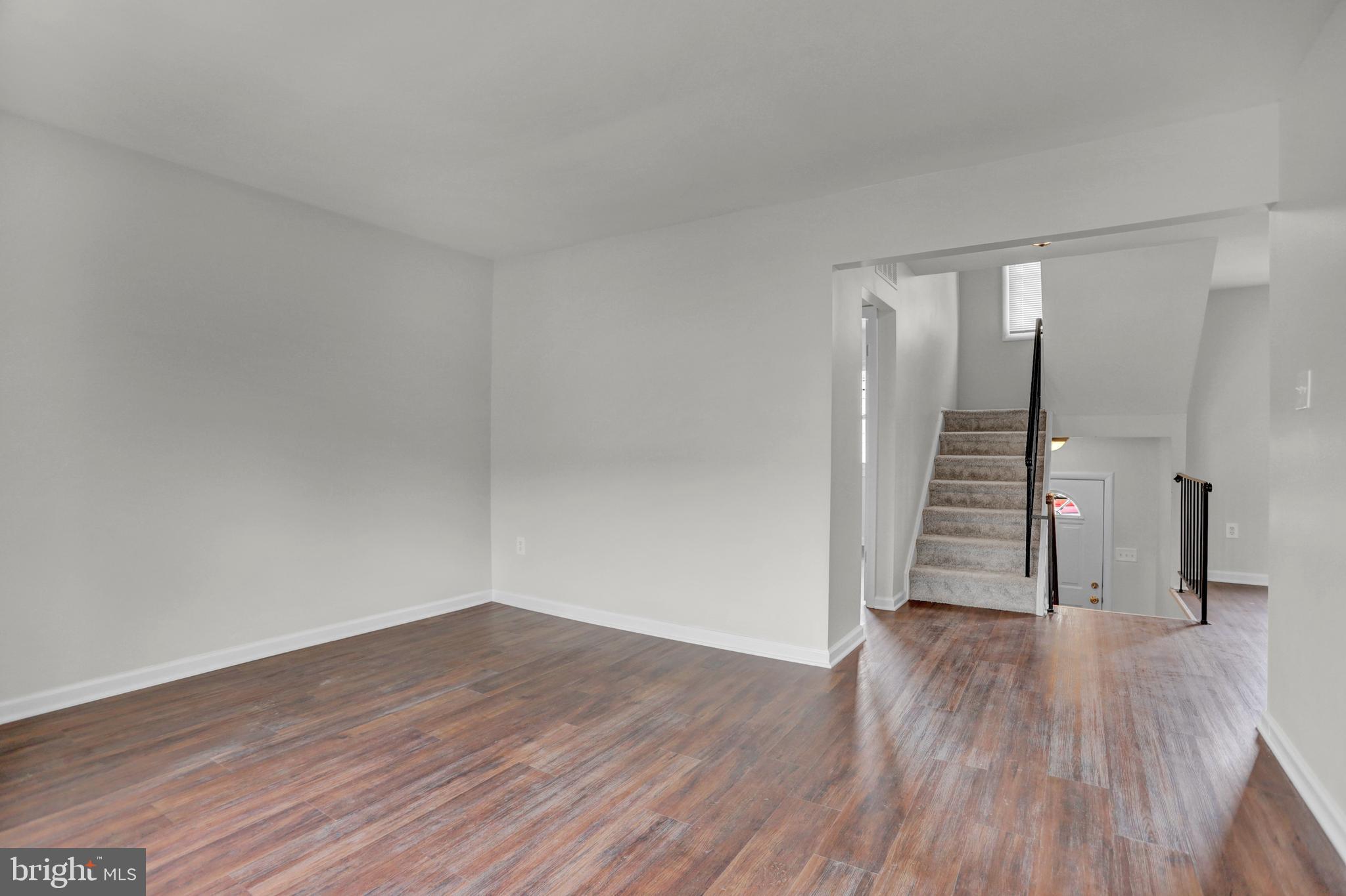 WATER GATE - Residential Lease