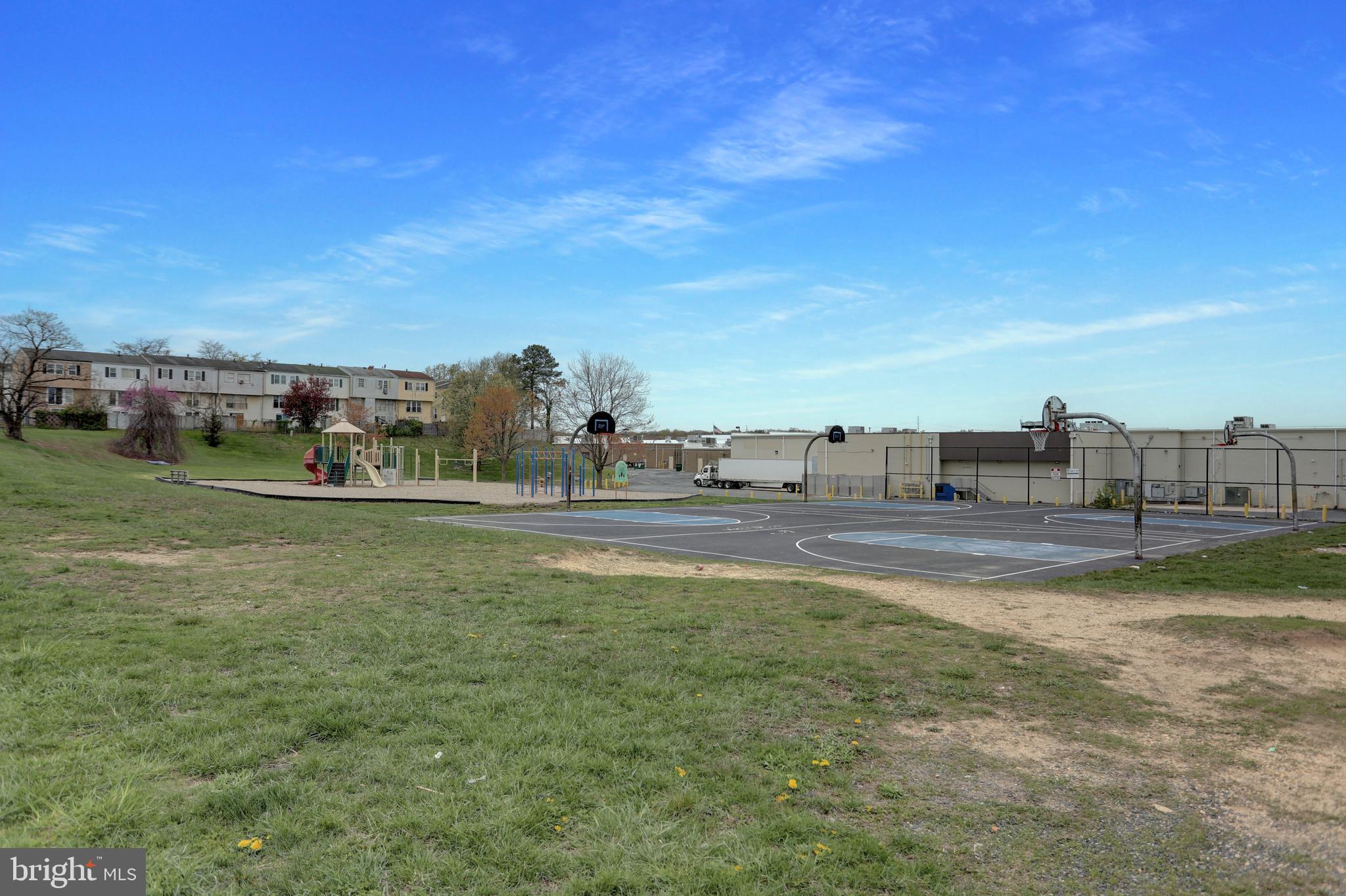 WATER GATE - Residential Lease