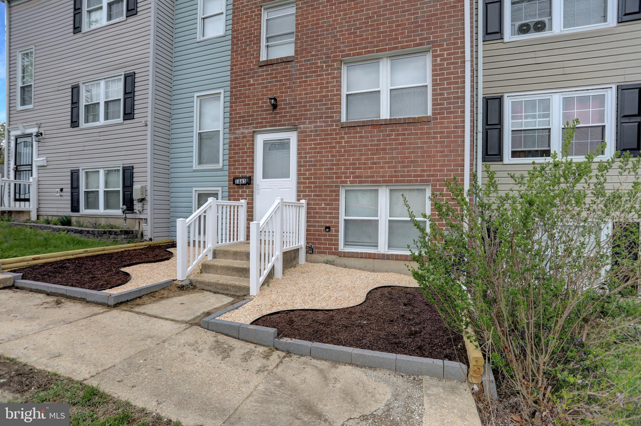 WATER GATE - Residential Lease