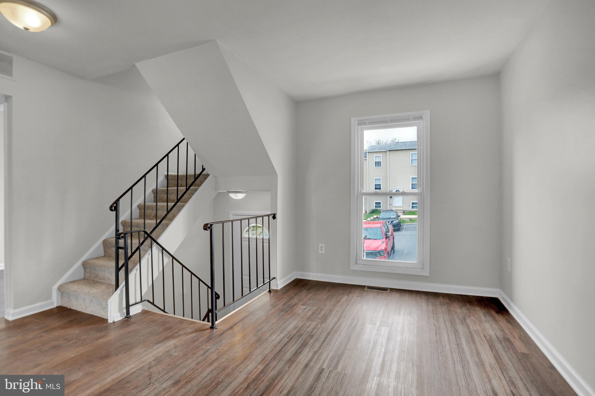 WATER GATE - Residential Lease