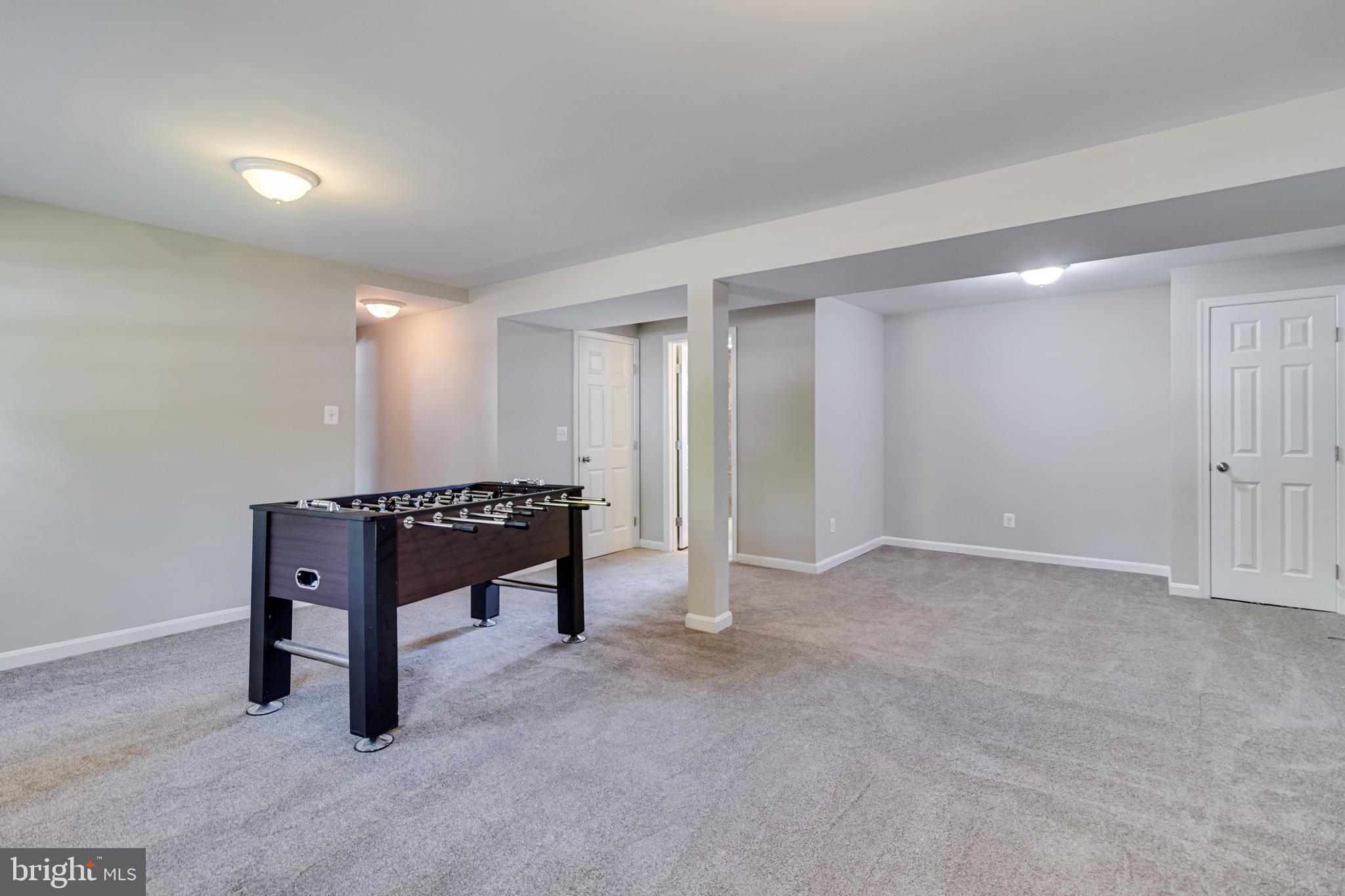 WHITE OAK VILLAGE SUB - Residential