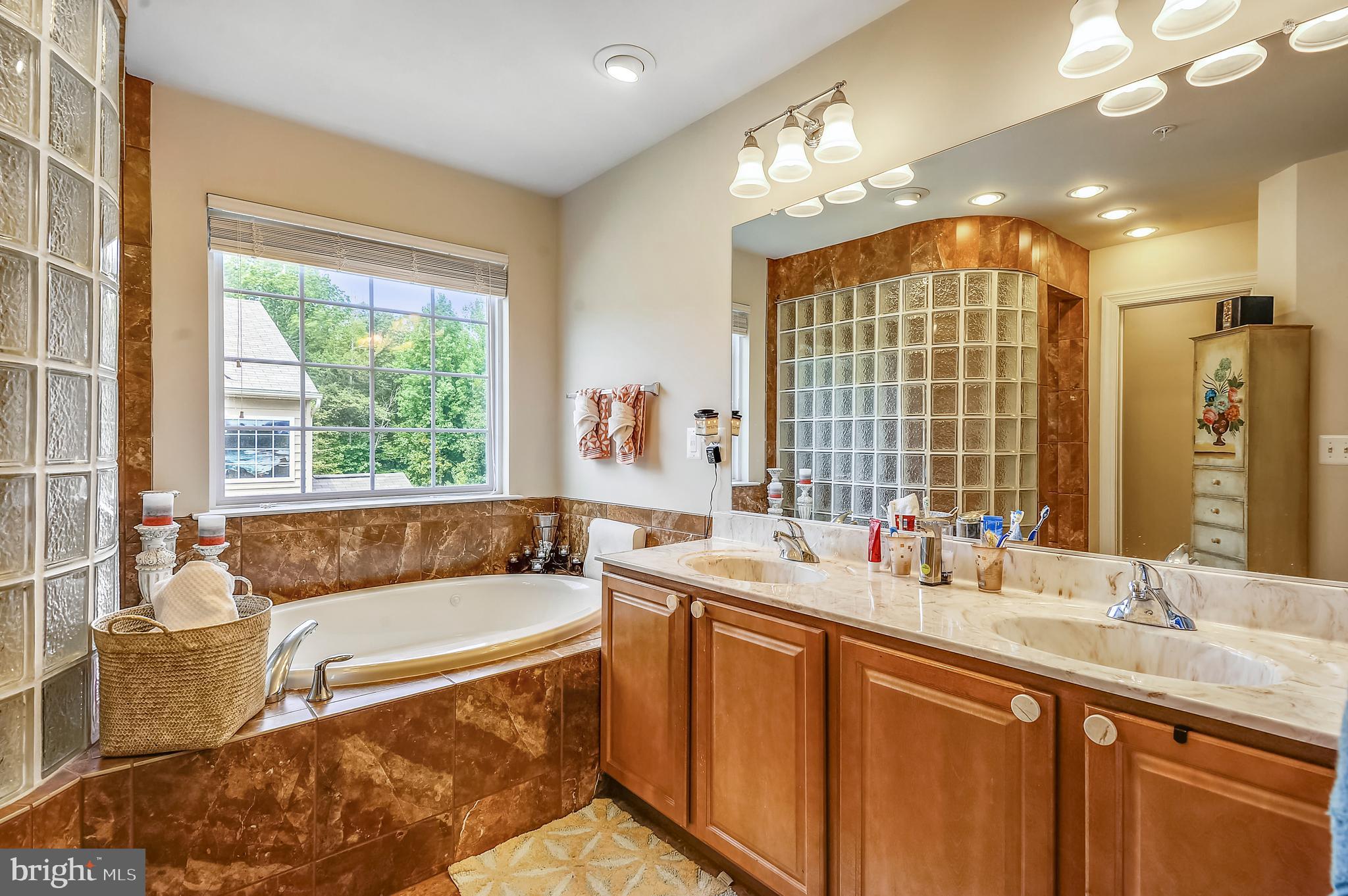 VILLAGES OF SAVANNAH - Residential