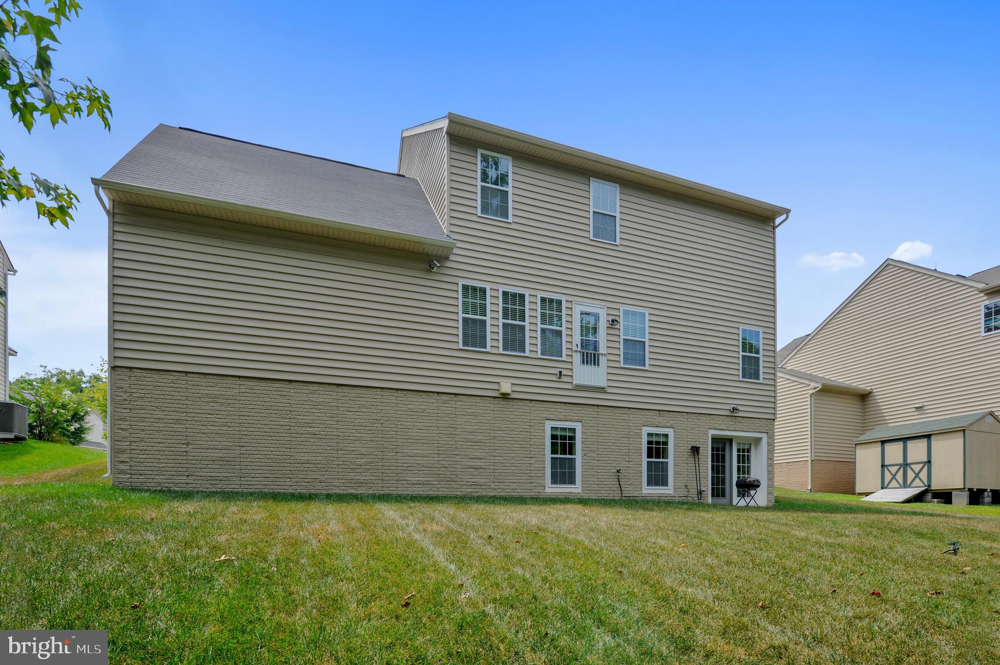 VILLAGES OF SAVANNAH - Residential