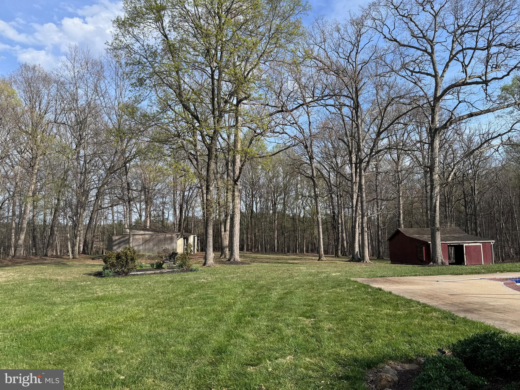 NEAR CLIFTON - Residential Lease