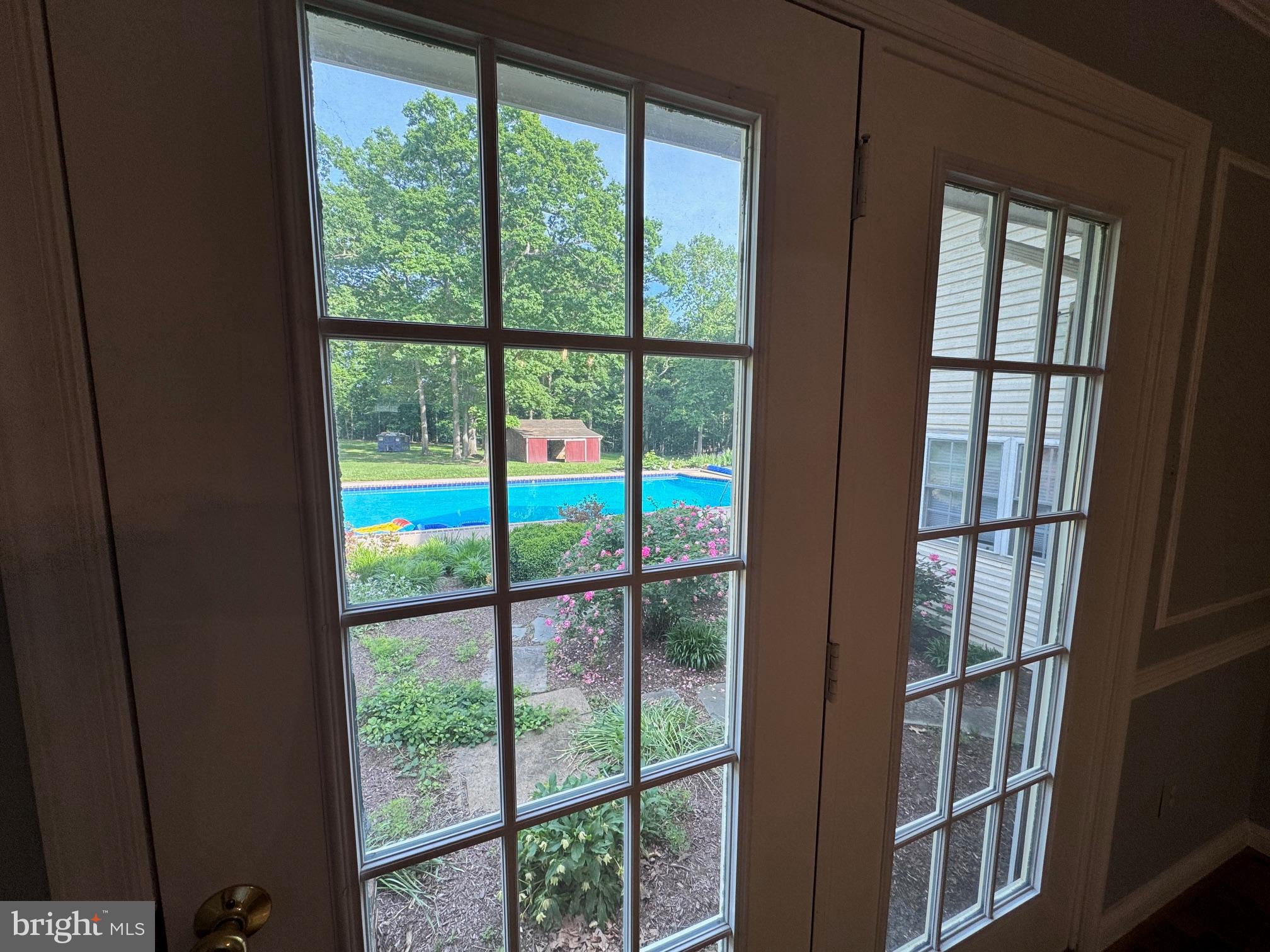 NEAR CLIFTON - Residential Lease