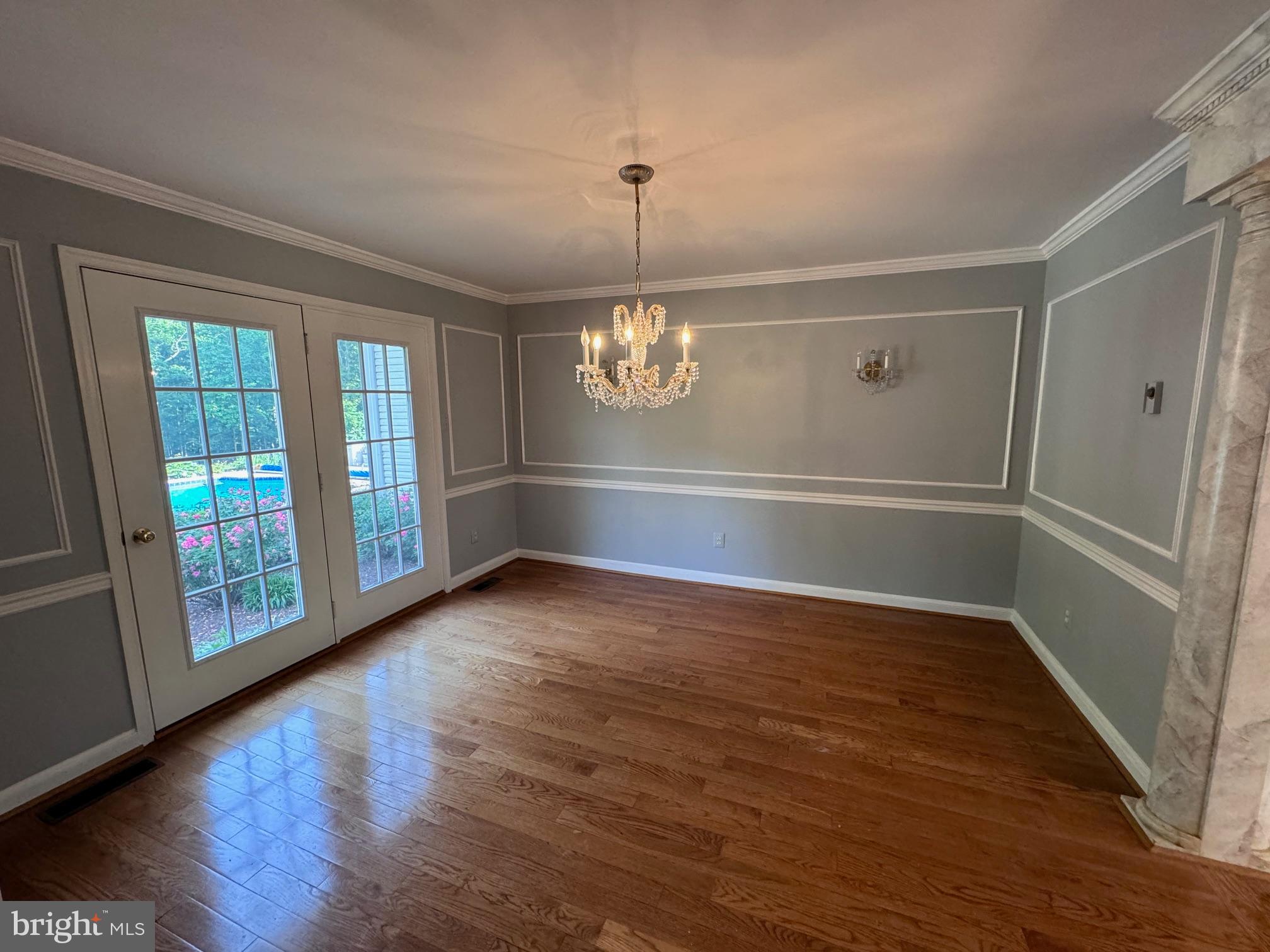 NEAR CLIFTON - Residential Lease