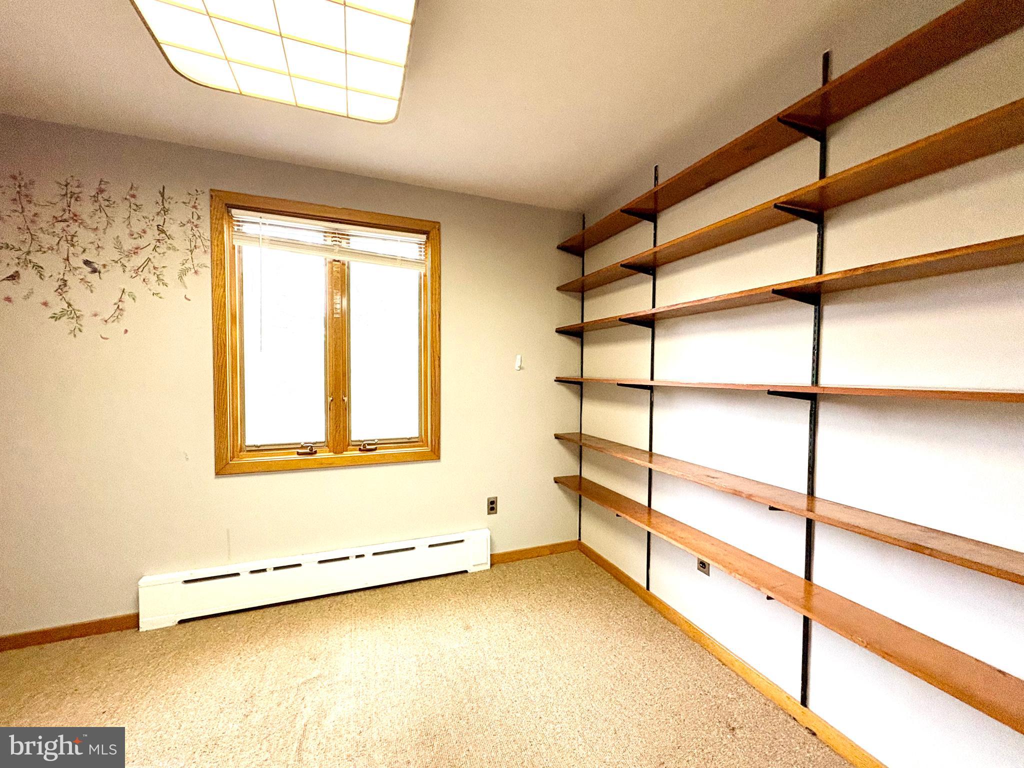 WYNNEWOOD - Residential