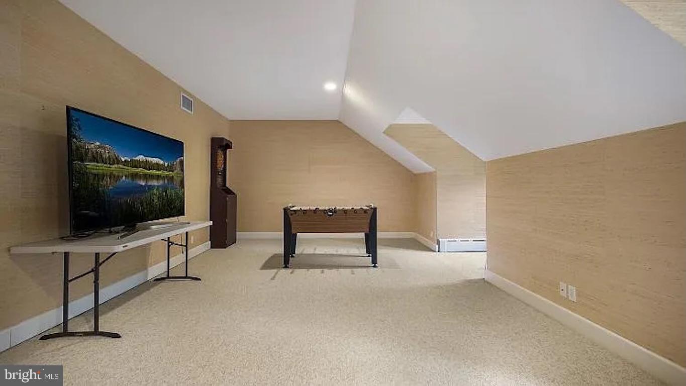 WYNNEWOOD - Residential