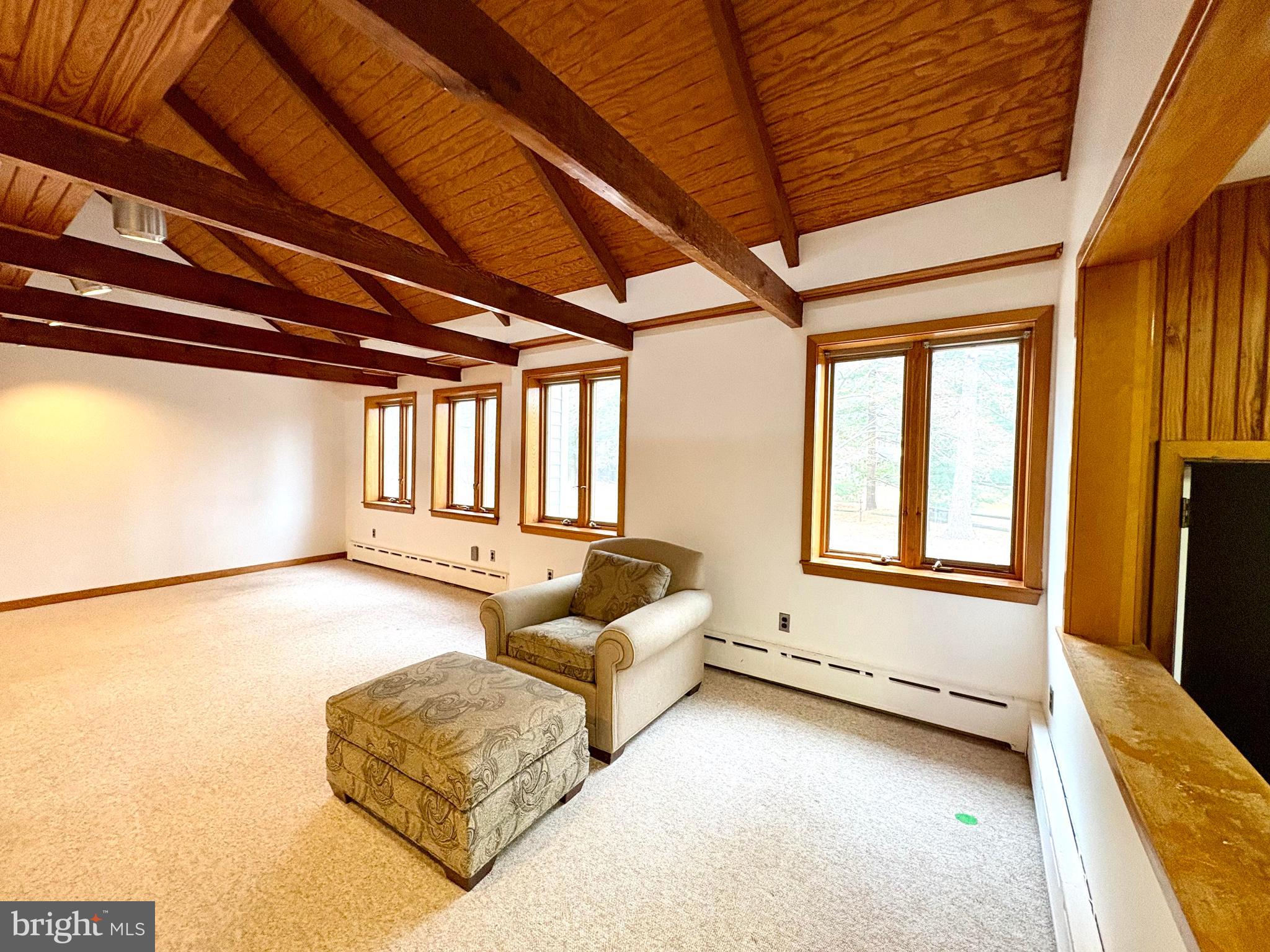 WYNNEWOOD - Residential