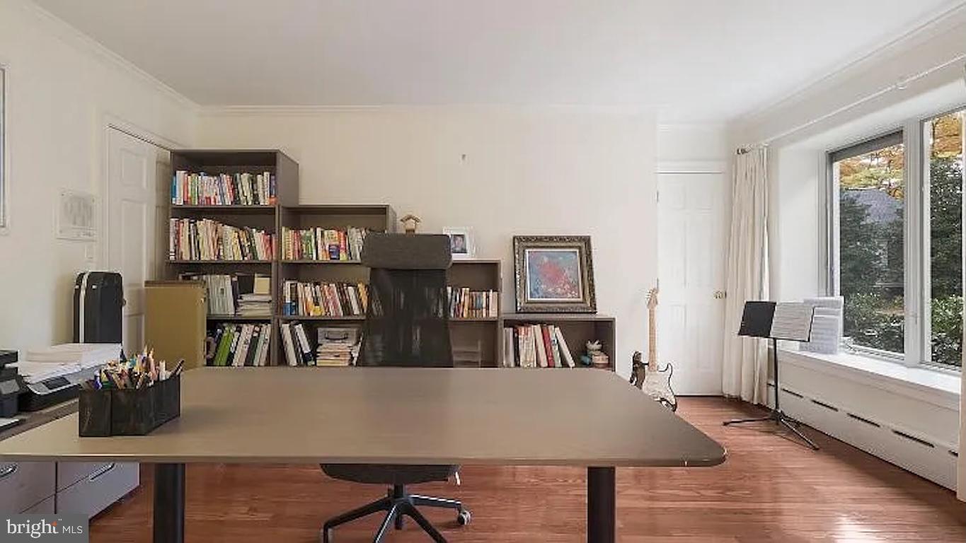 WYNNEWOOD - Residential