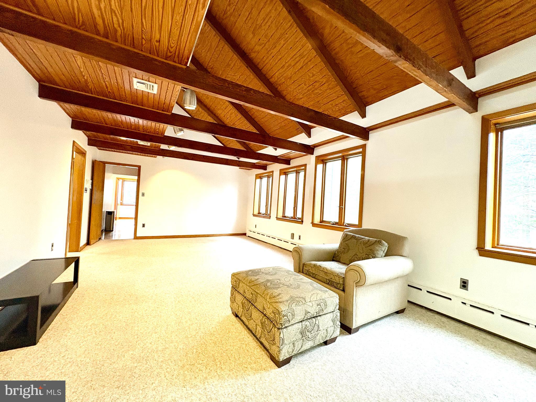 WYNNEWOOD - Residential