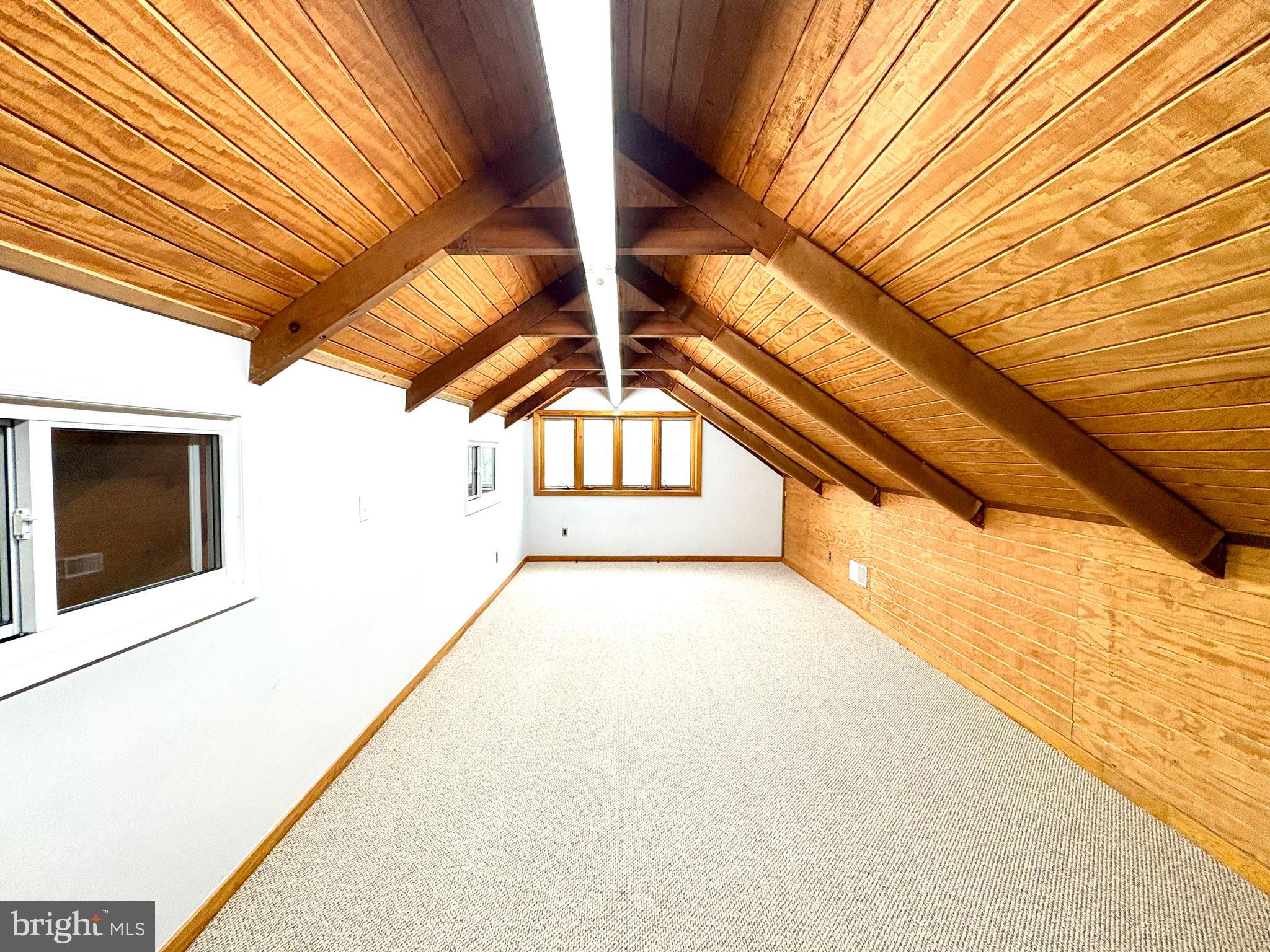 WYNNEWOOD - Residential