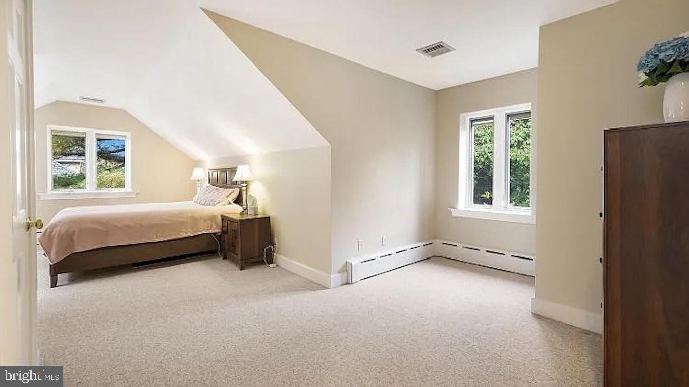 WYNNEWOOD - Residential