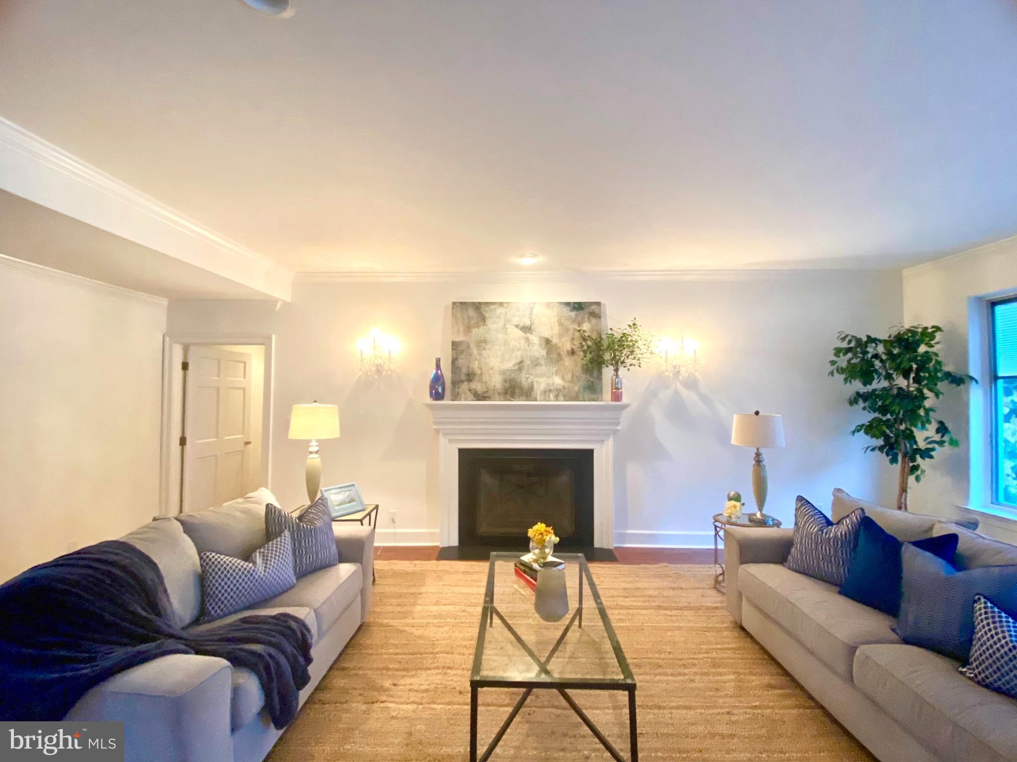 WYNNEWOOD - Residential