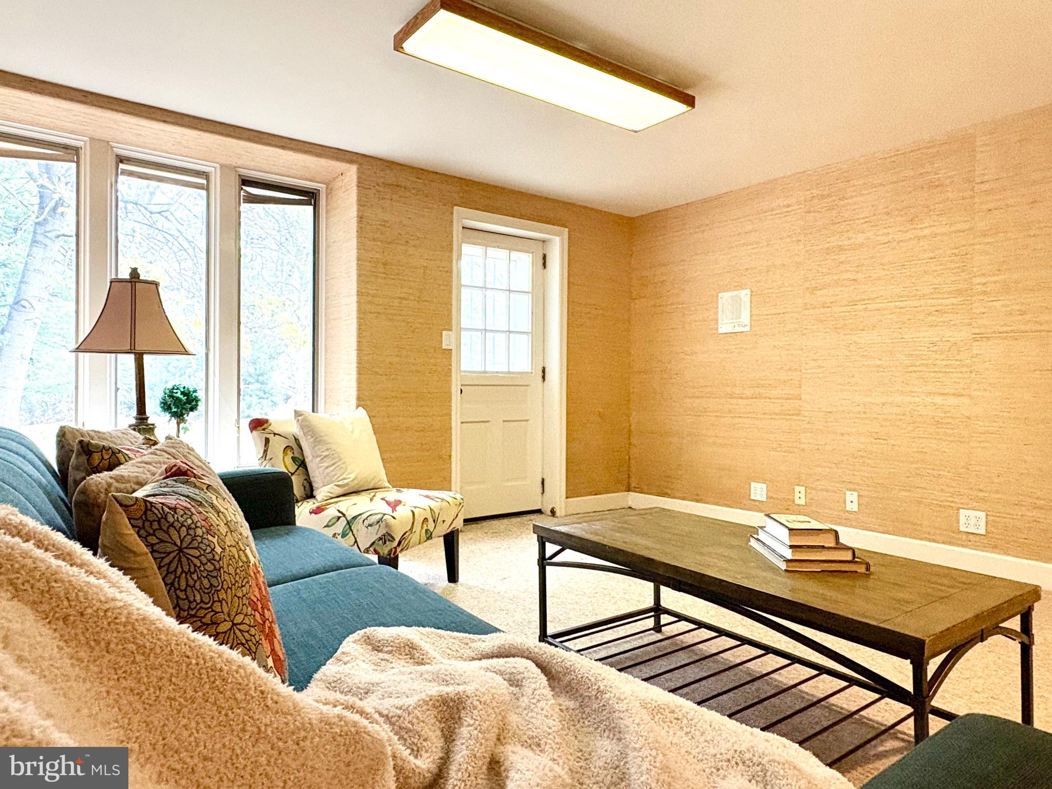 WYNNEWOOD - Residential