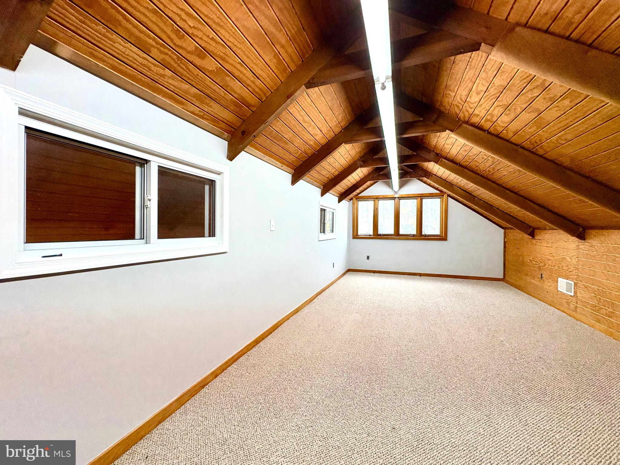 WYNNEWOOD - Residential