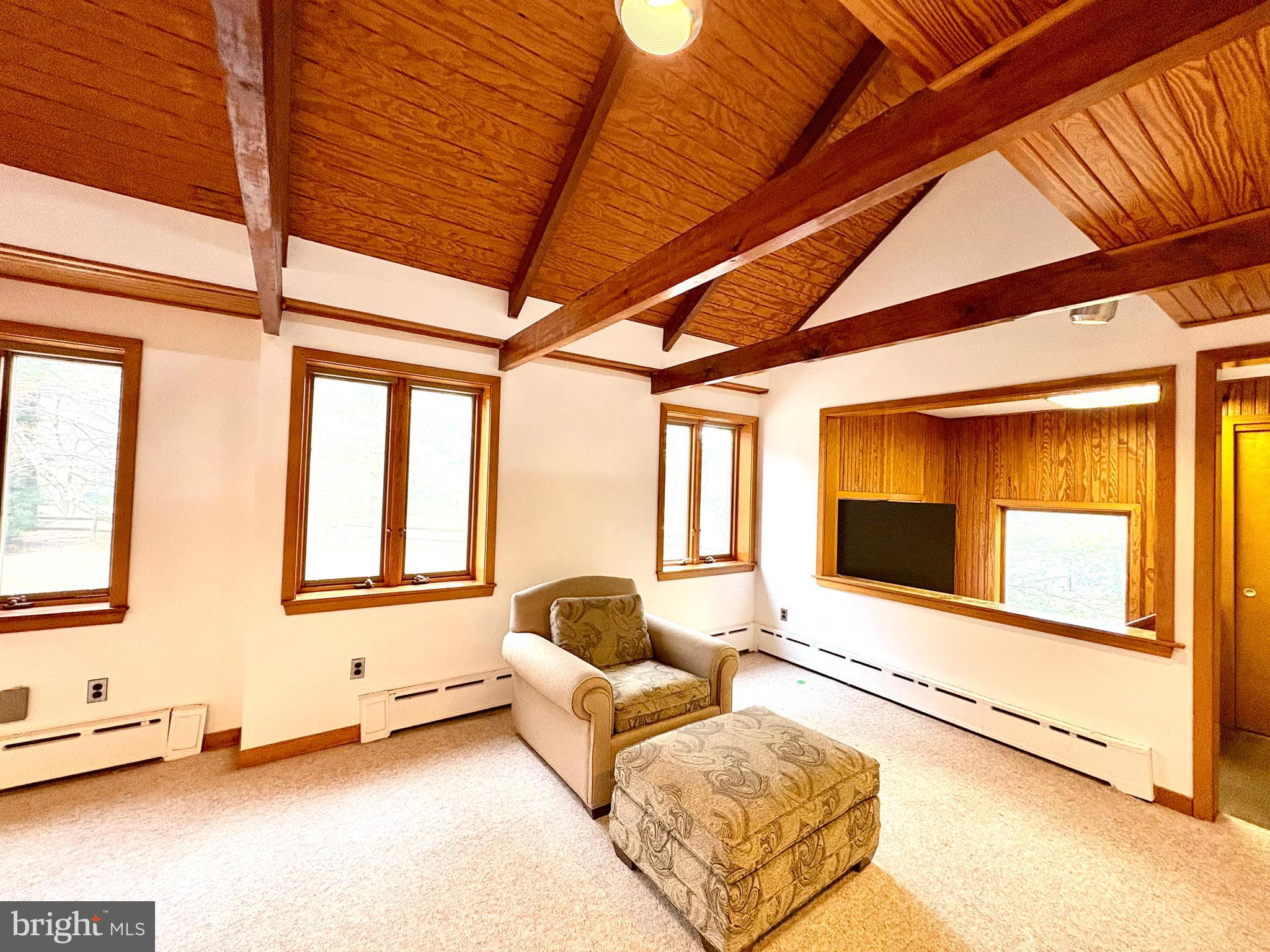 WYNNEWOOD - Residential