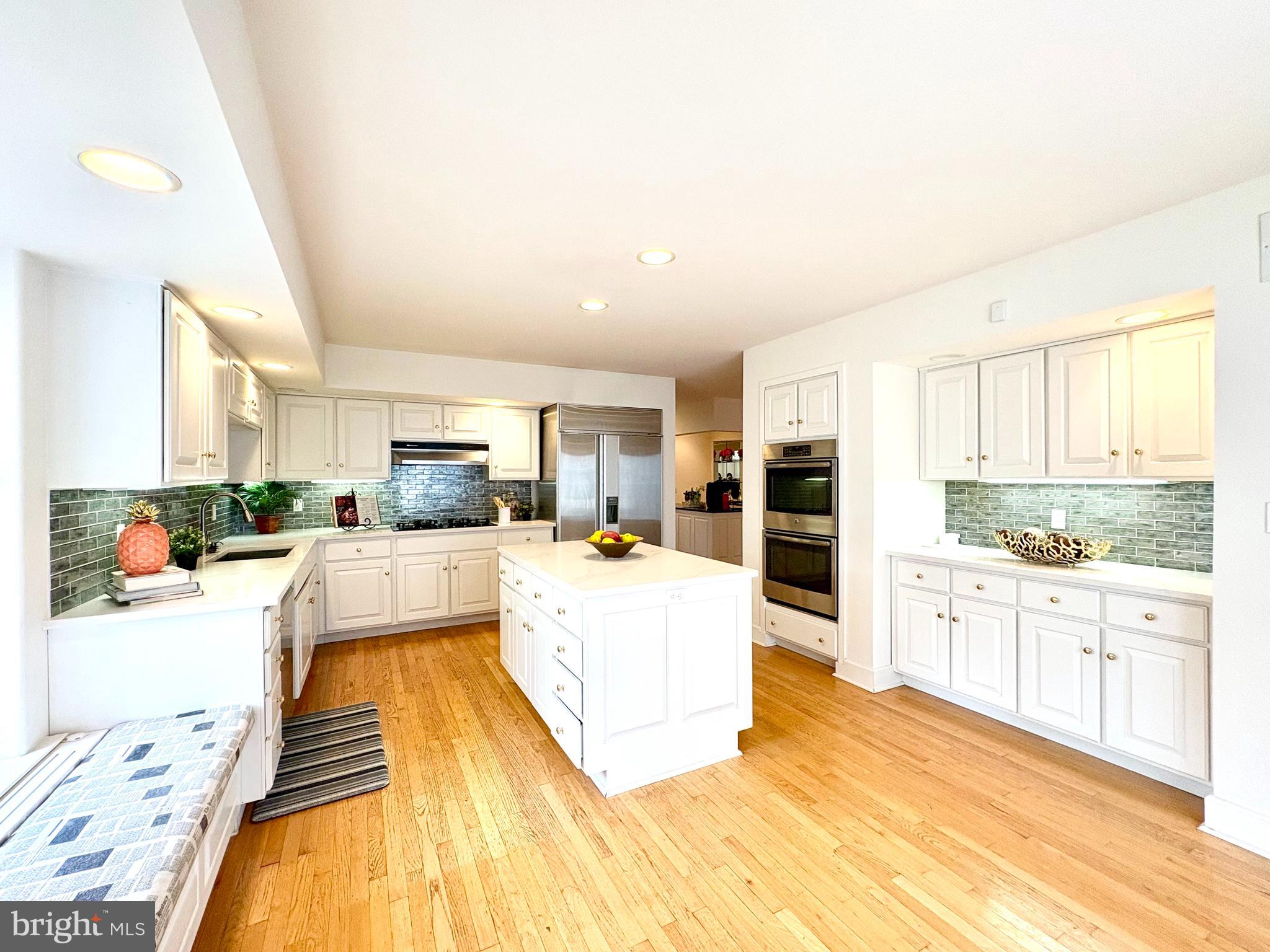 WYNNEWOOD - Residential