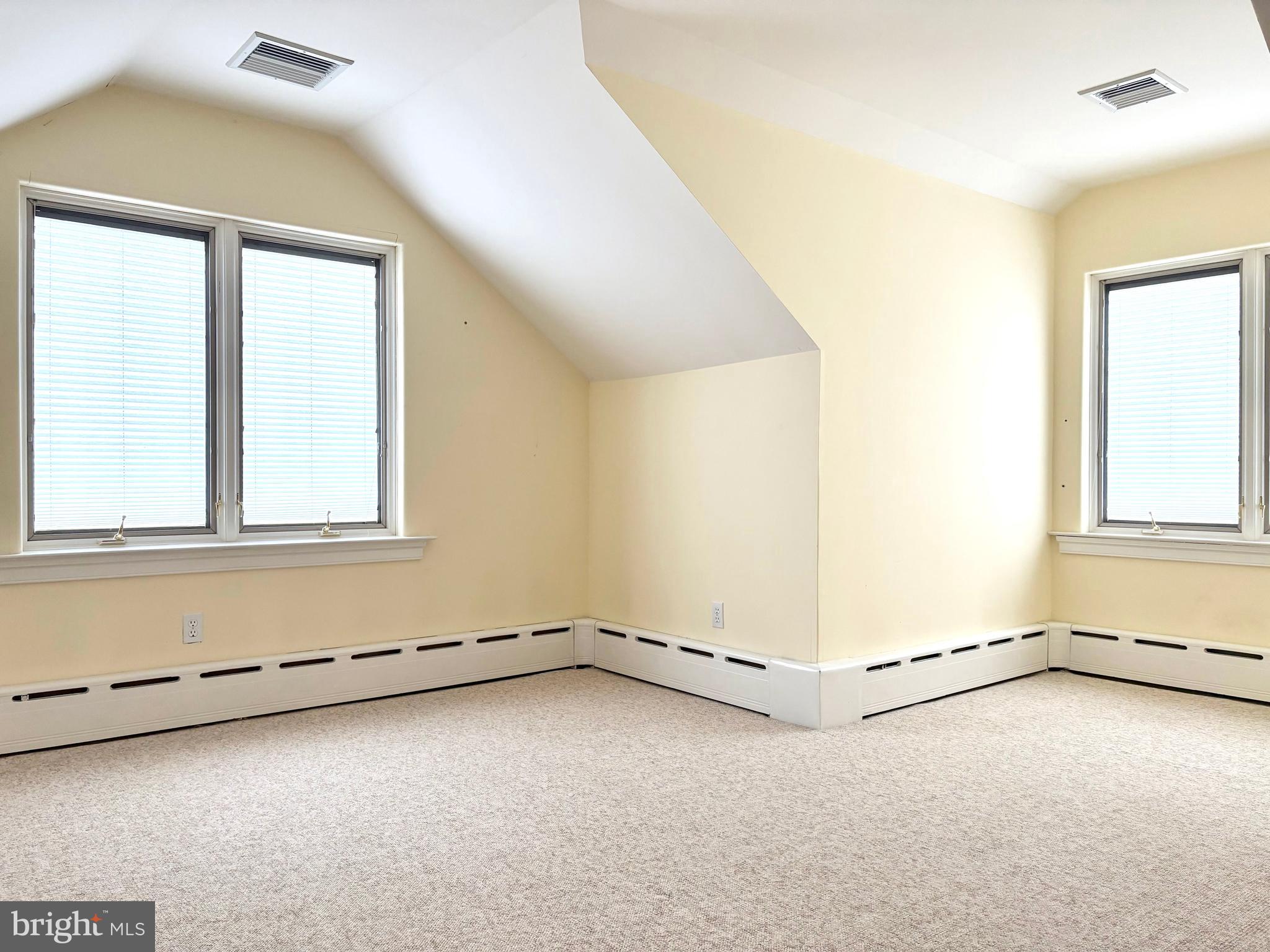 WYNNEWOOD - Residential