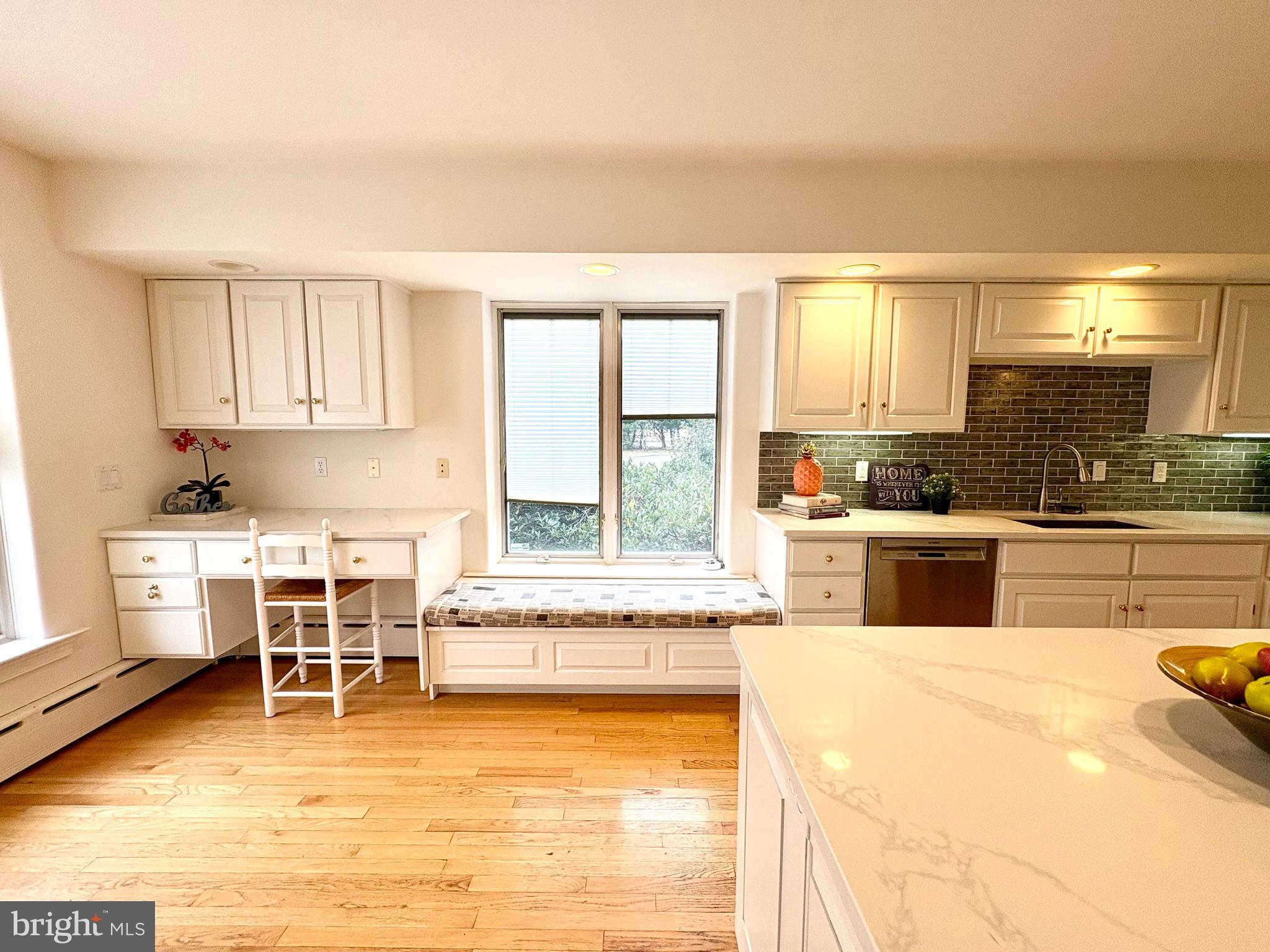 WYNNEWOOD - Residential