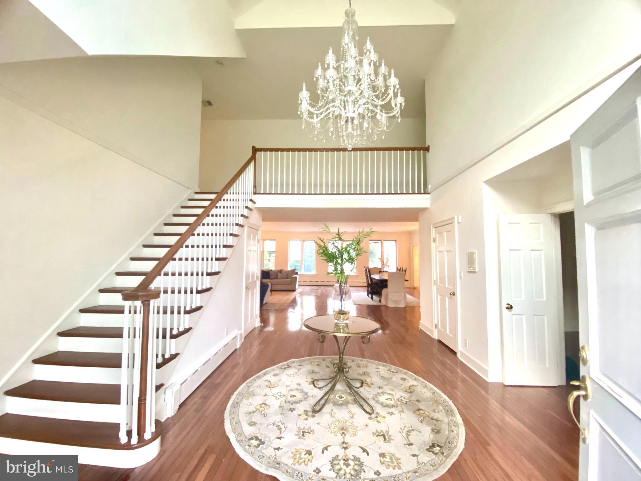 WYNNEWOOD - Residential