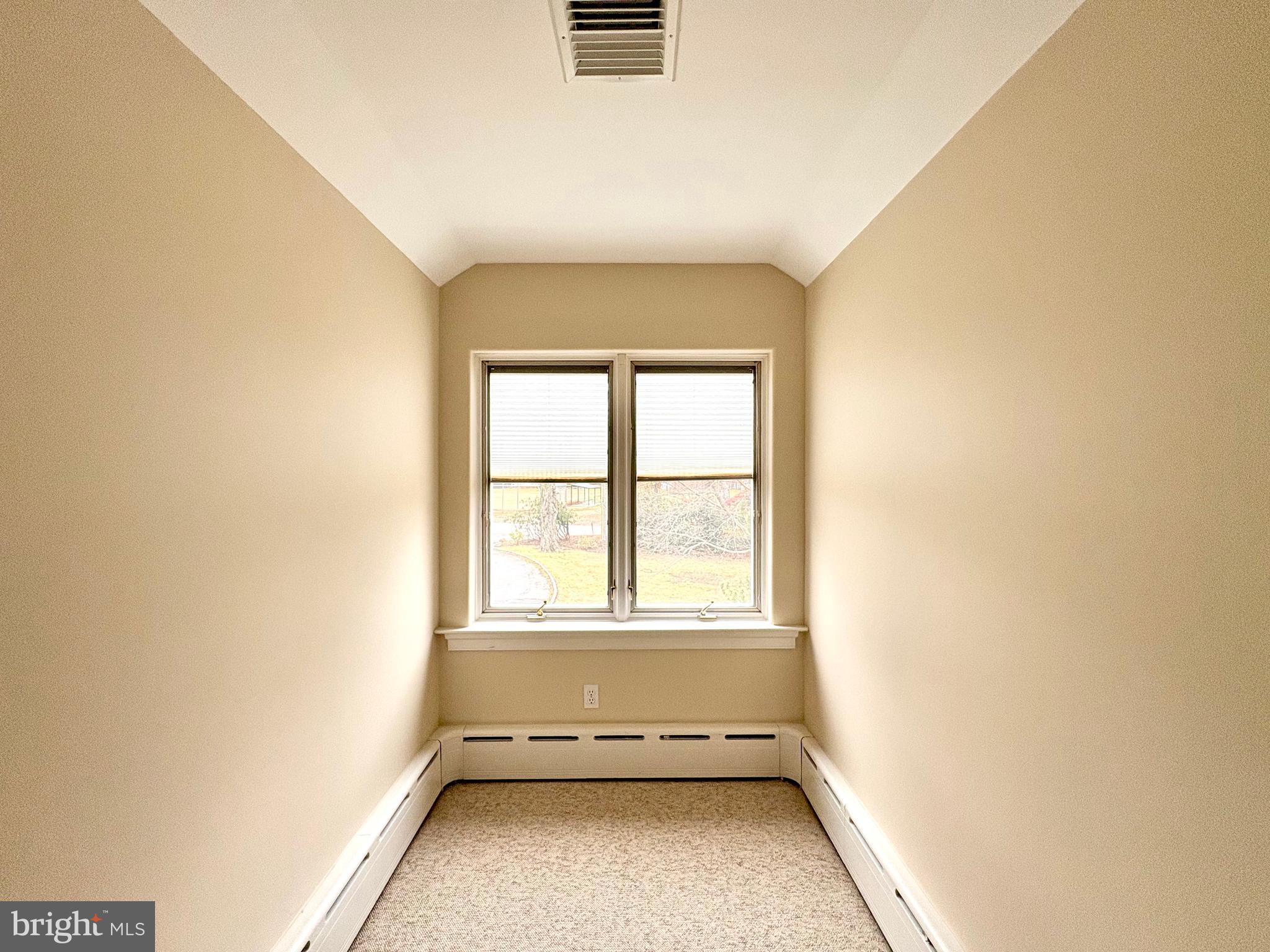 WYNNEWOOD - Residential