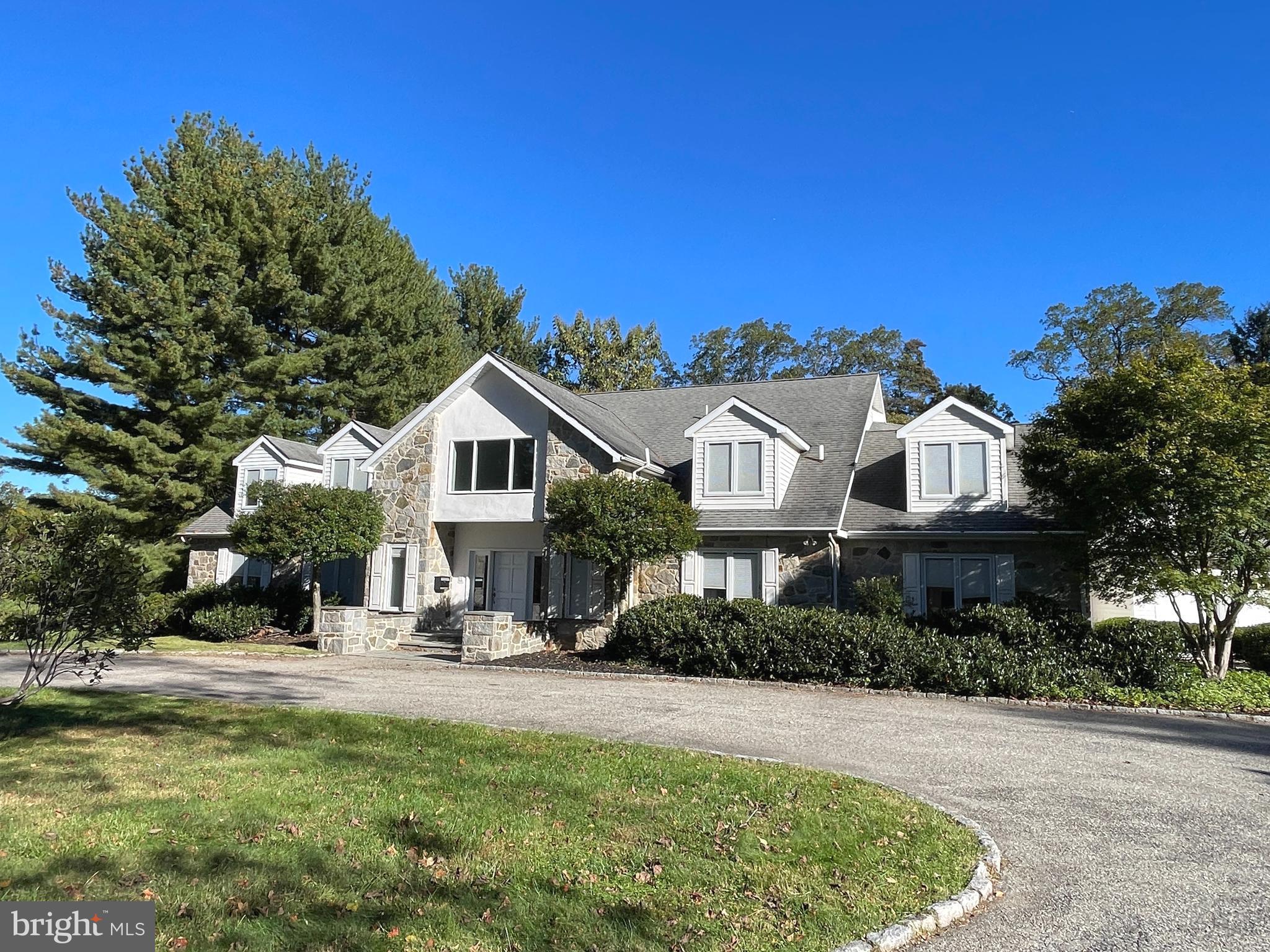 WYNNEWOOD - Residential