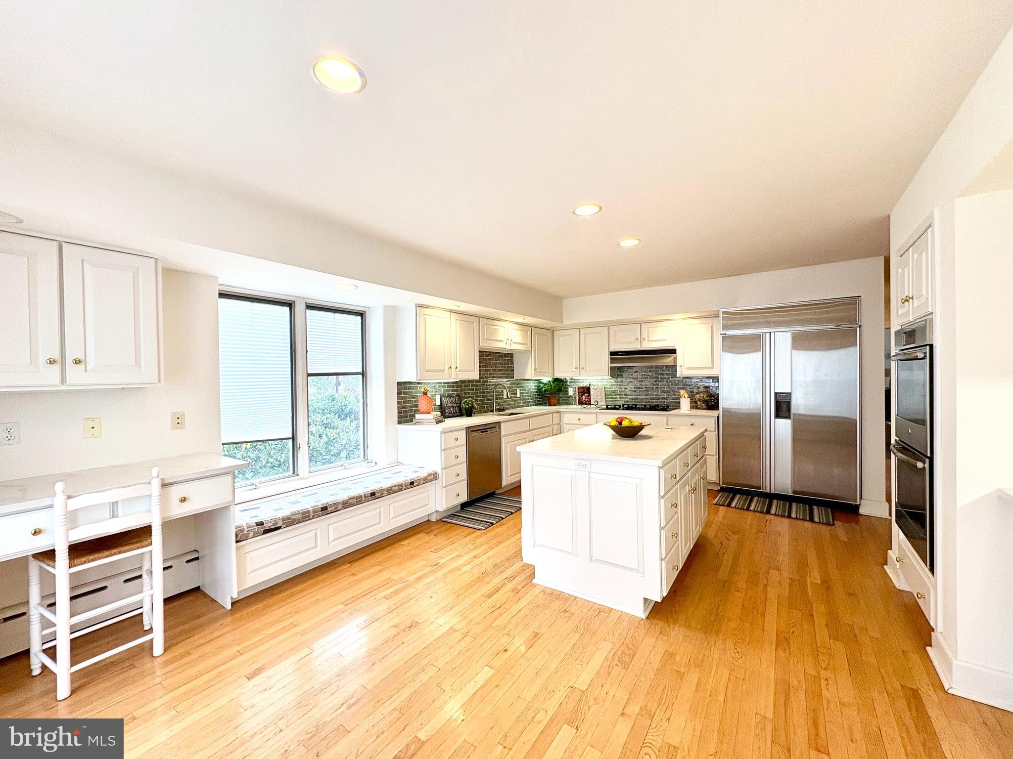 WYNNEWOOD - Residential