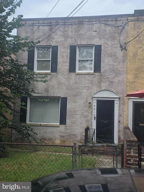 MLS: DCDC2279904