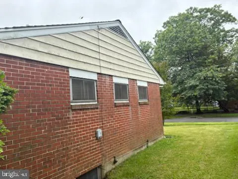 Wilmington, Delaware 19803, United States, 3 Bedrooms Bedrooms, ,1 BathroomBathrooms,Residential,Pending,135171