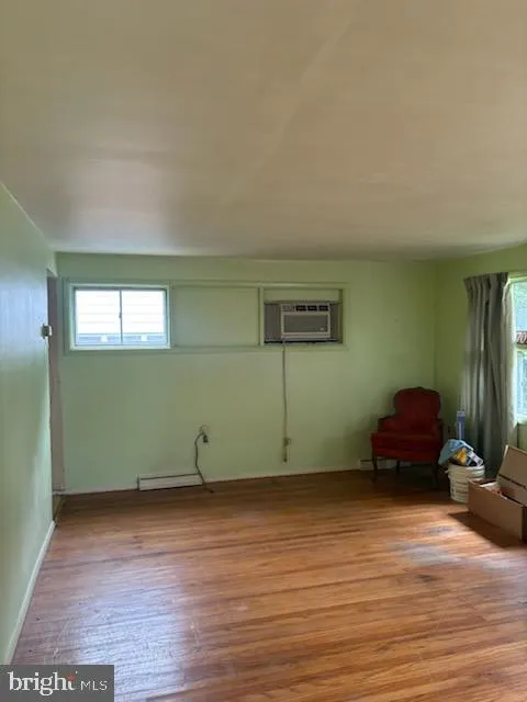 Wilmington, Delaware 19803, United States, 3 Bedrooms Bedrooms, ,1 BathroomBathrooms,Residential,Pending,135171