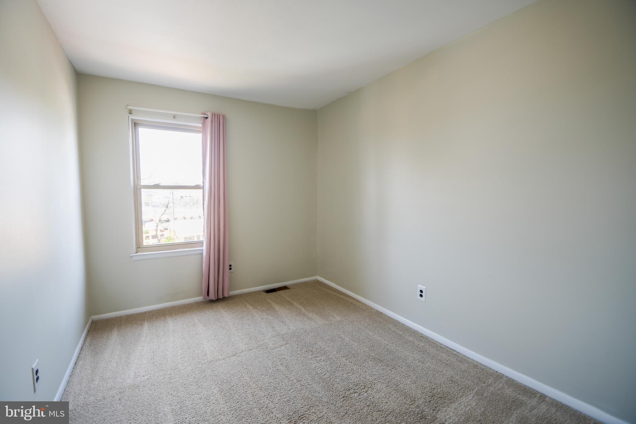 LUKENS ESTATE - Residential