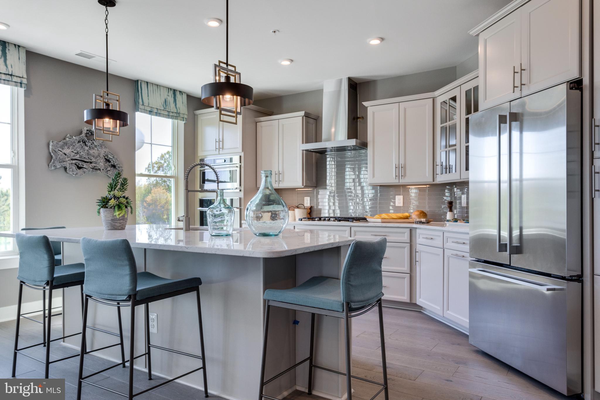 FOUR SEASONS AT KENT ISLAND - Residential