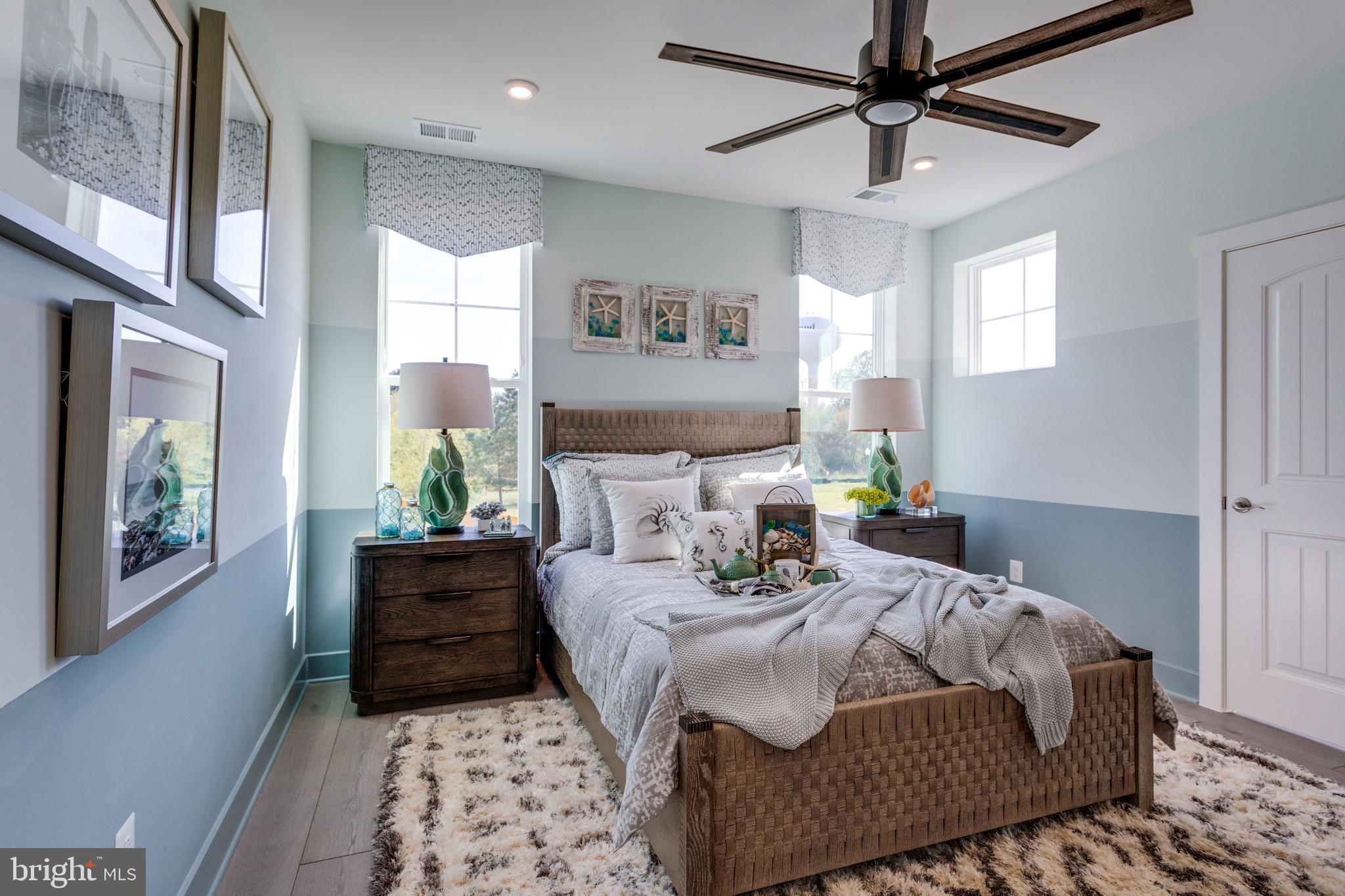 FOUR SEASONS AT KENT ISLAND - Residential