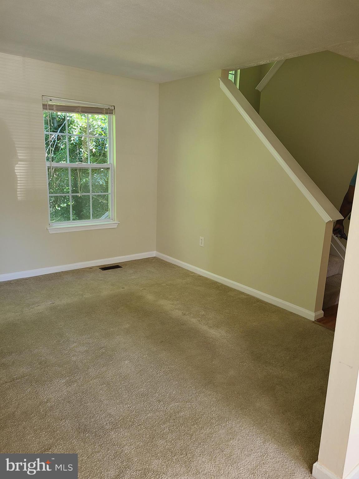 SOUTH HAMPTON SUB - Residential