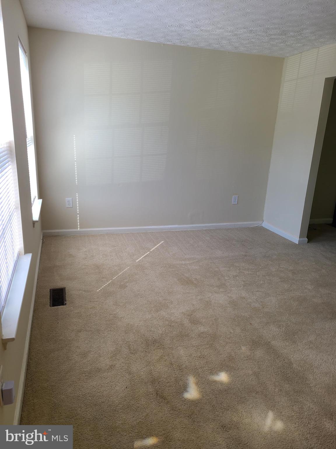 SOUTH HAMPTON SUB - Residential