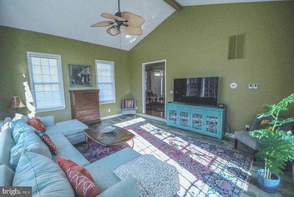 PRESIDENTIAL ESTS - Residential